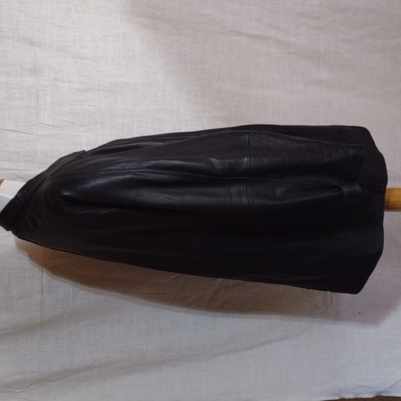 Vintage 80s Couture by J. Park black leather jacket with detachable wool lining - Picture 5 of 14